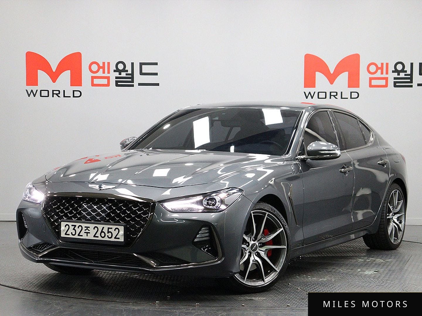 Genesis G70 2019 — фото 1 из 12