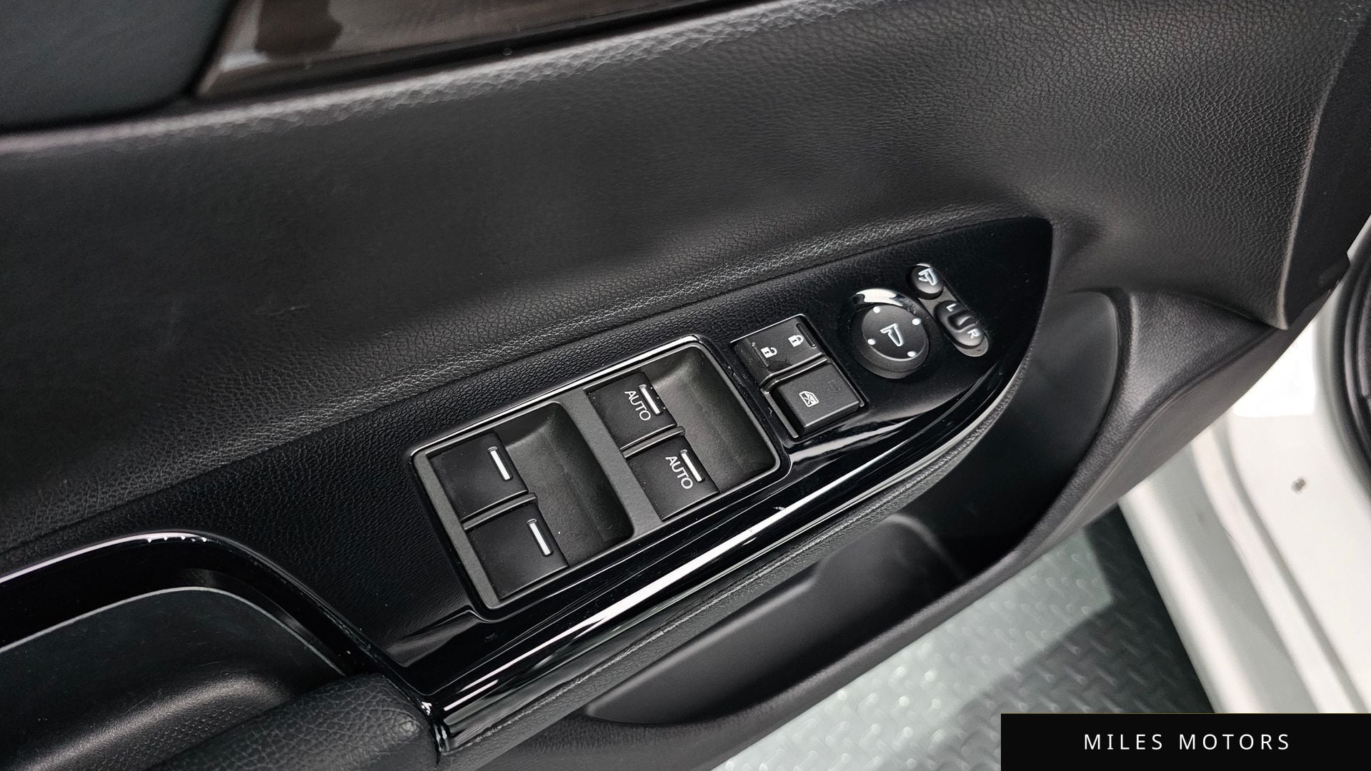 Honda Accord 2016 — миниатюра 17
