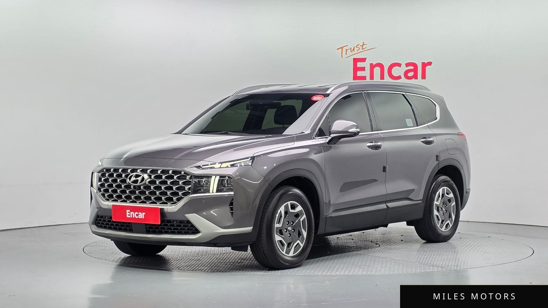 Hyundai Santafe 2023 — фото 1 из 12