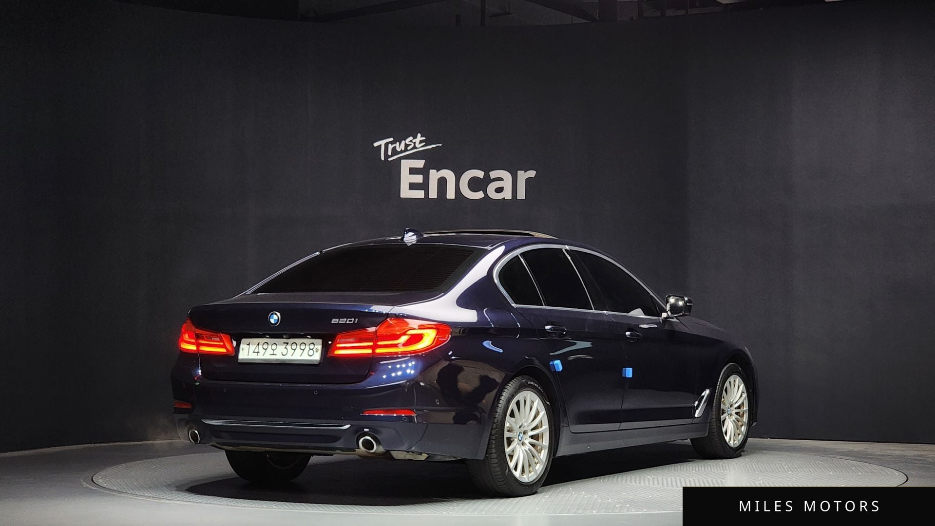 BMW 5 Series (G30) 2020 — миниатюра 2