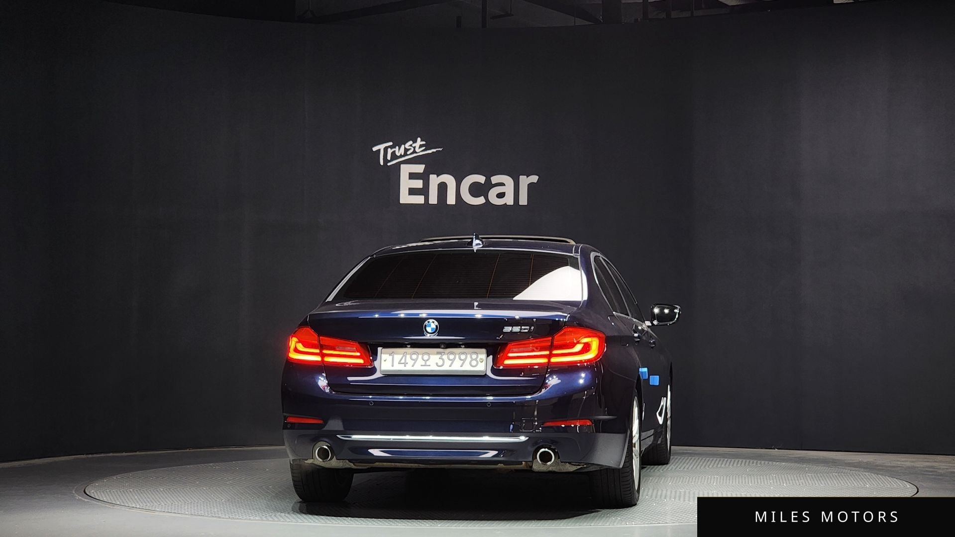 BMW 5 Series (G30) 2020 — миниатюра 4