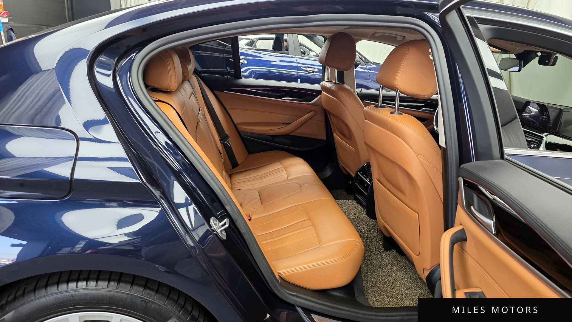 BMW 5 Series (G30) 2020 — миниатюра 12
