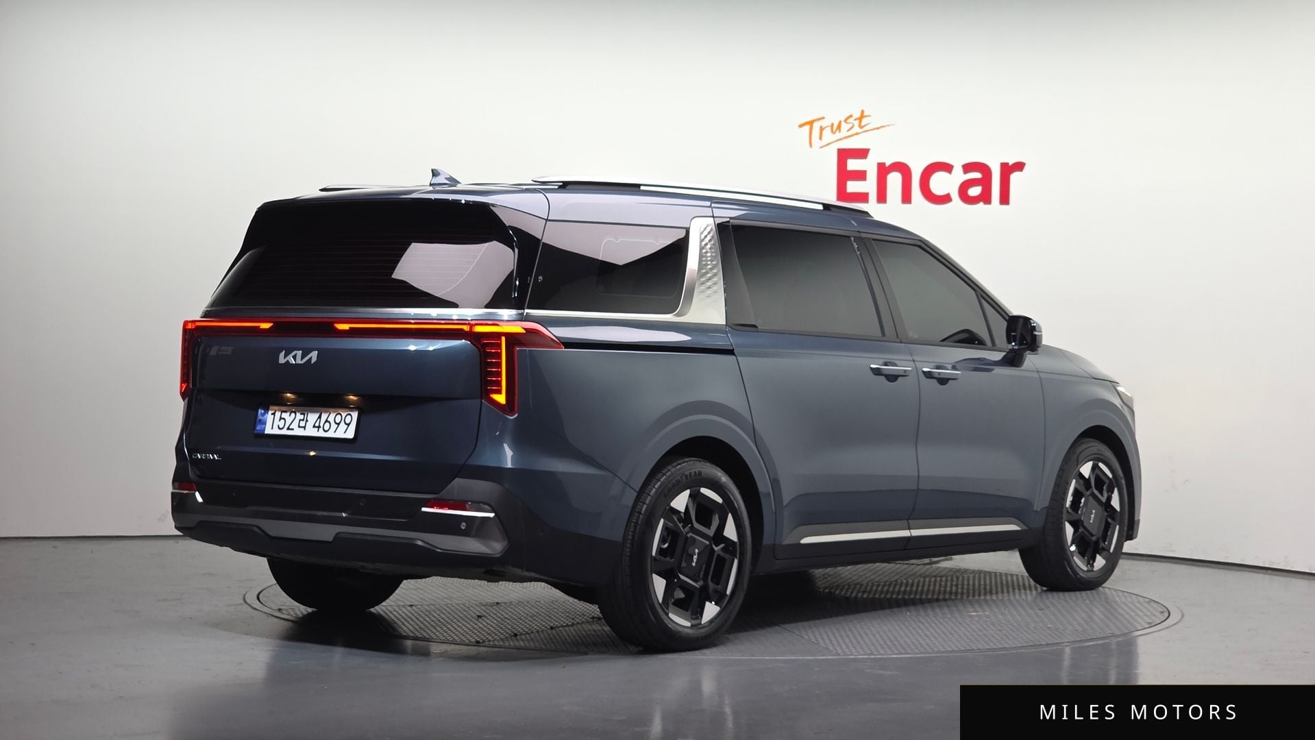 Kia Canival 2024 — миниатюра 2