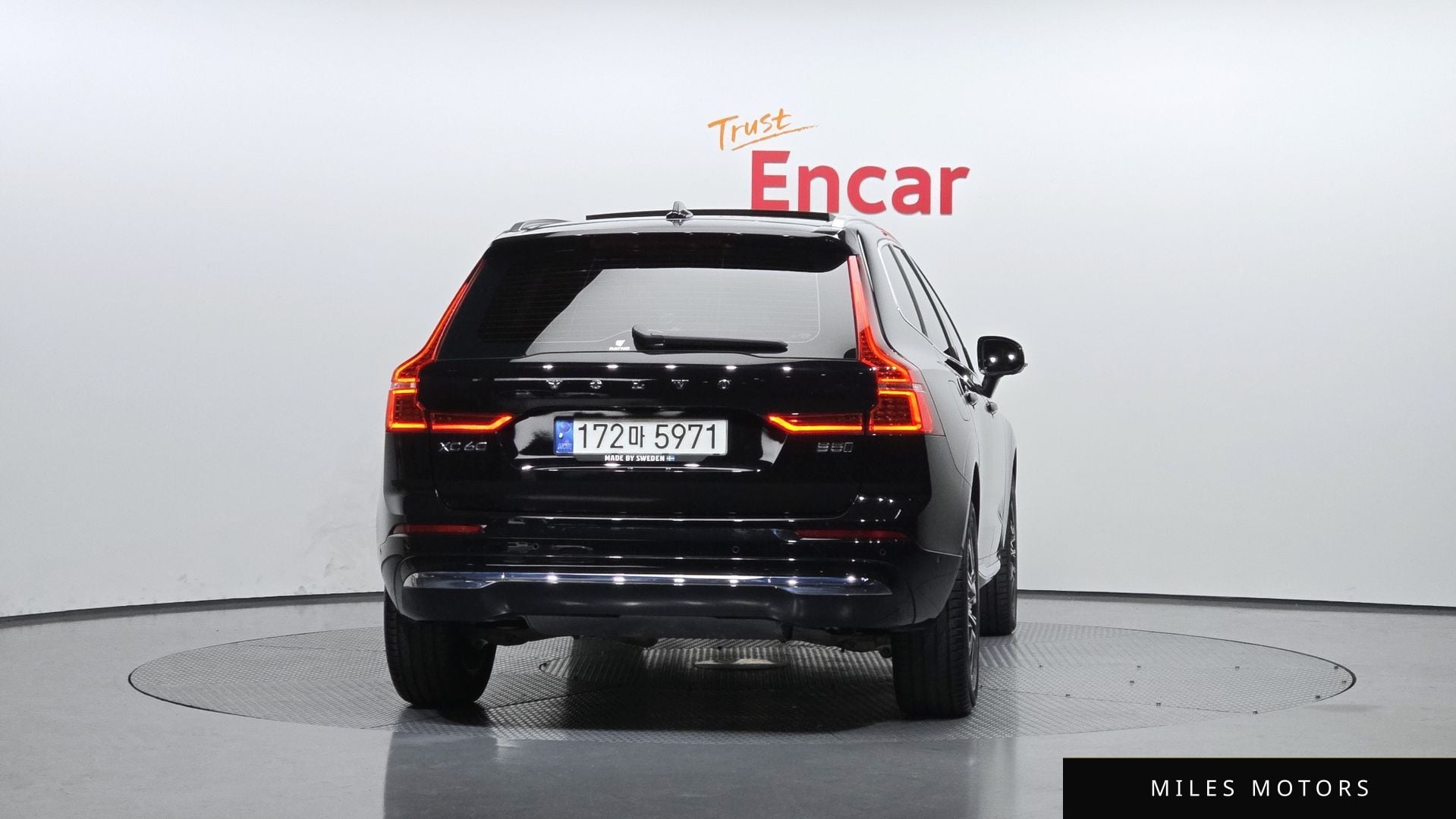 Volvo XC60 2022 — миниатюра 4