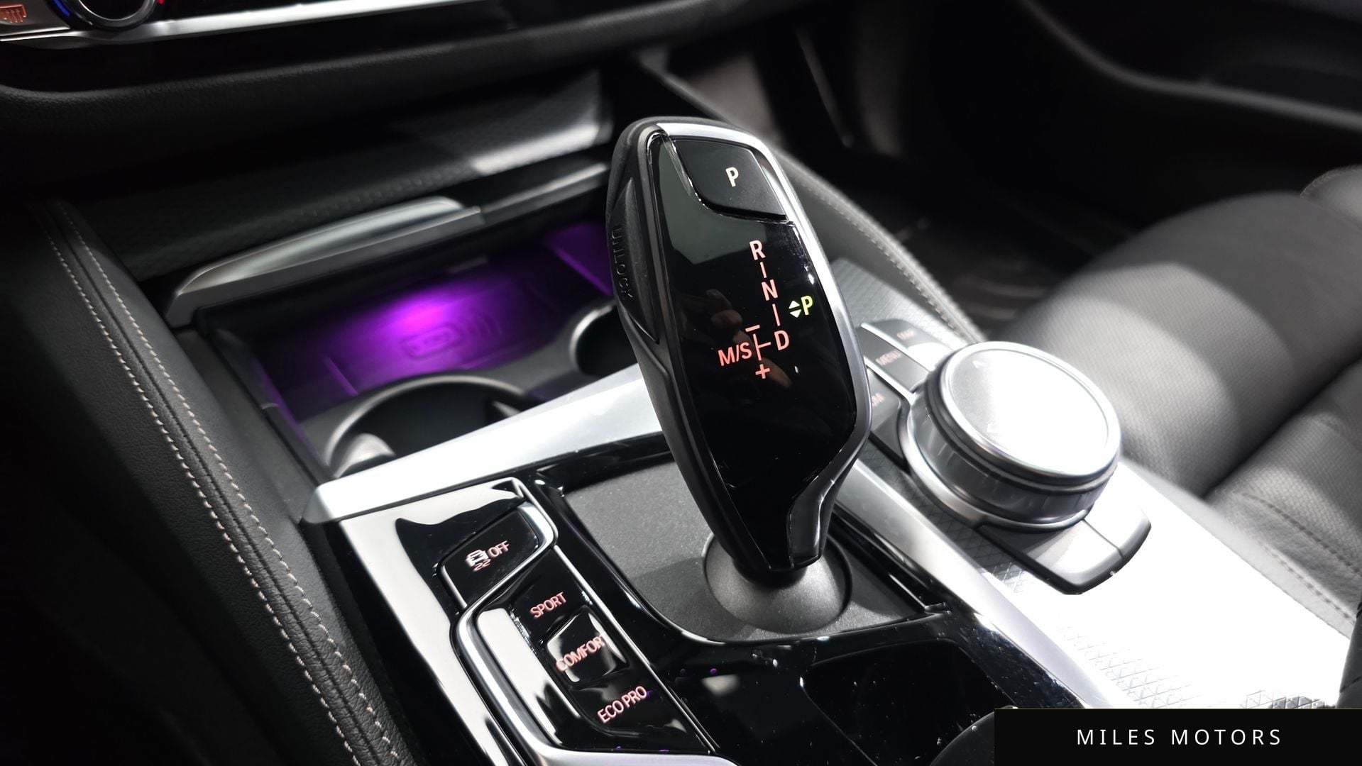 BMW 5 Series (G30) 2023 — миниатюра 9