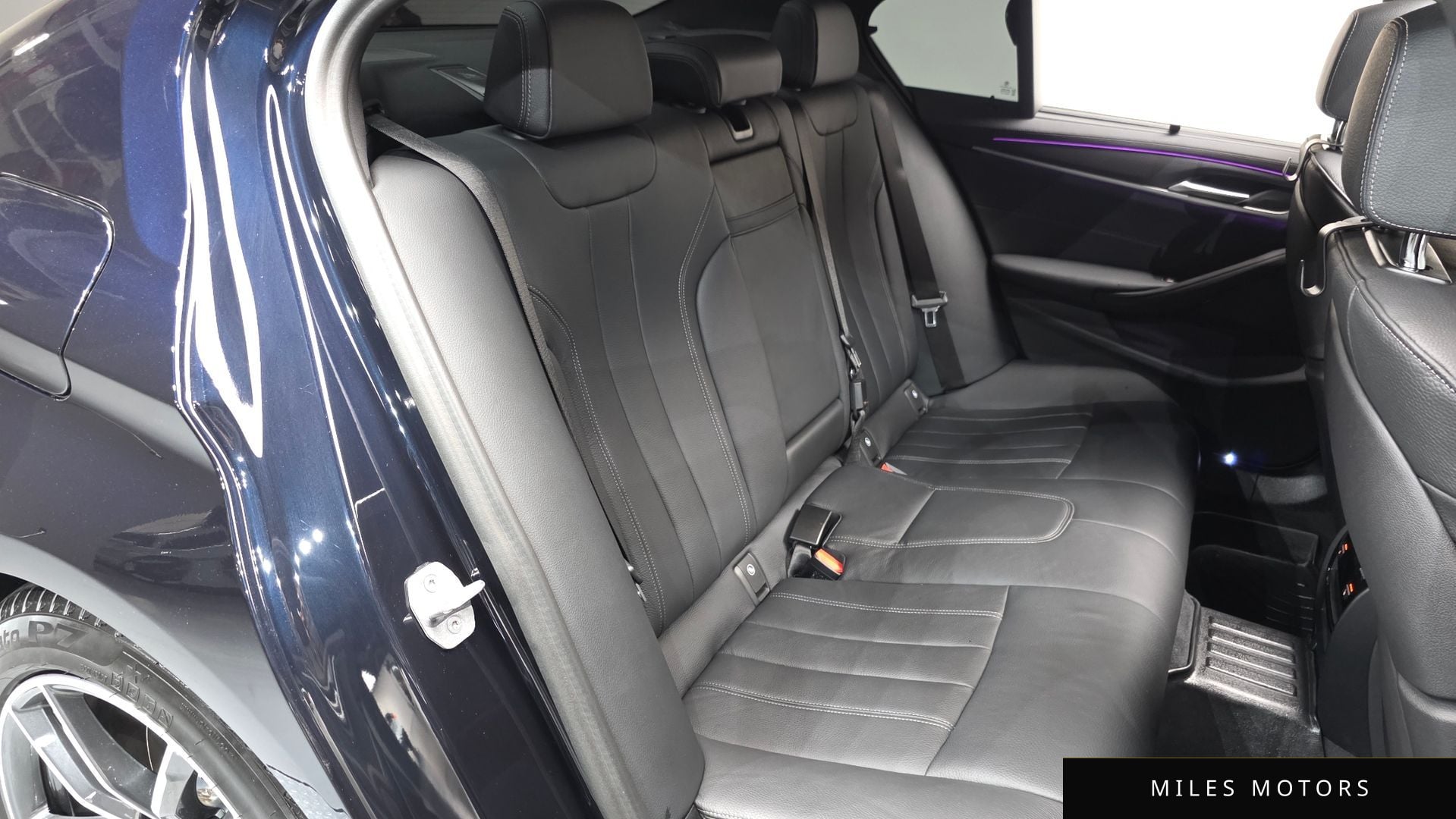 BMW 5 Series (G30) 2023 — миниатюра 12