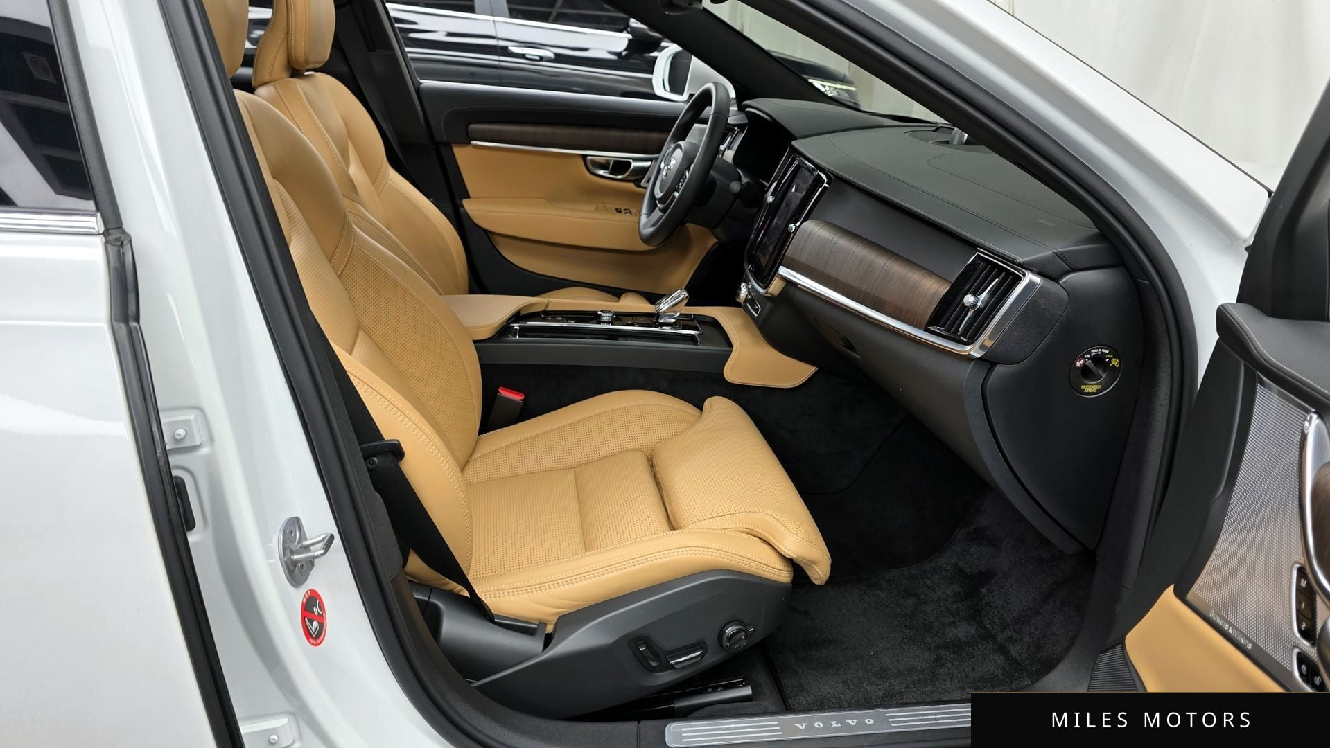 Volvo S90 2023 — миниатюра 11