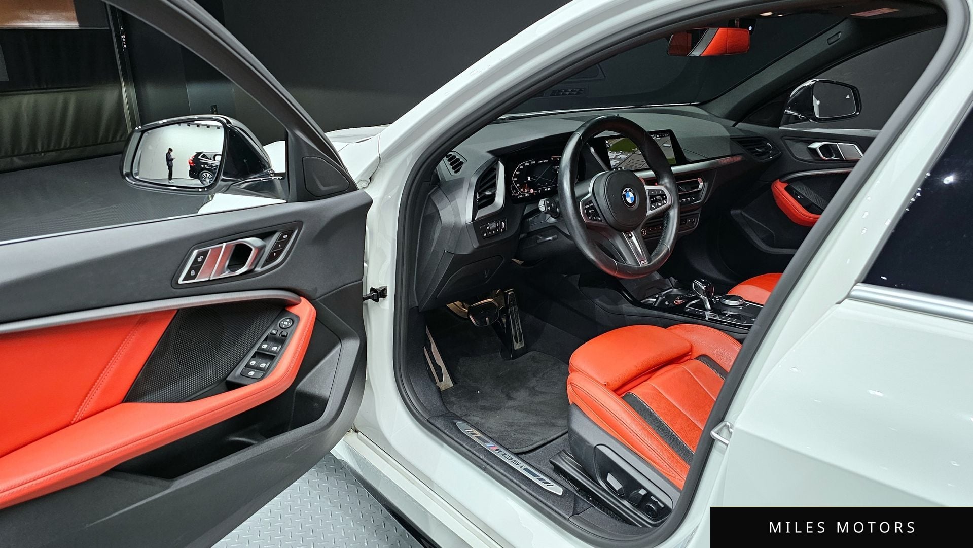 BMW 1 Series (F40) 2022 — миниатюра 11