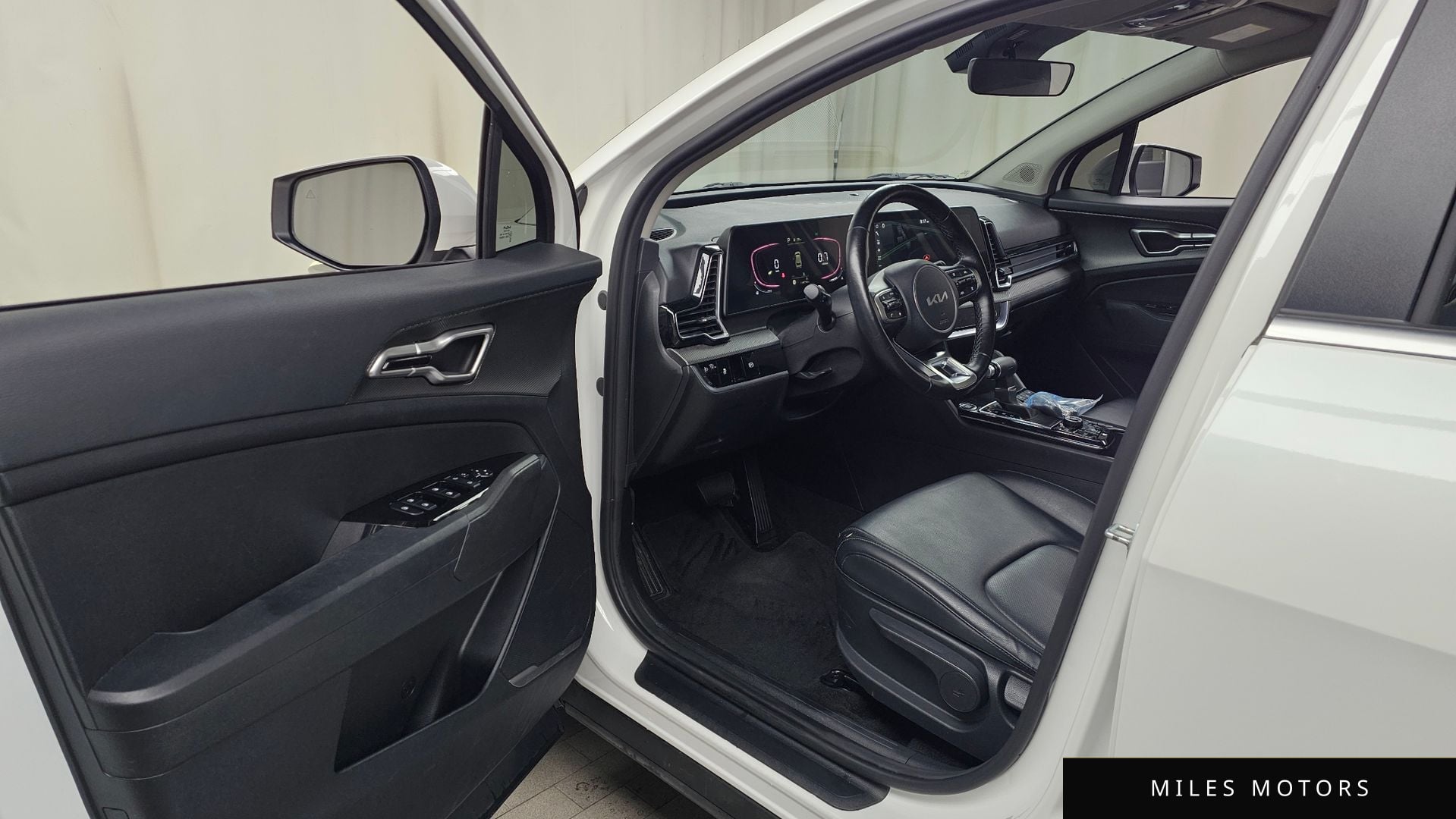 Kia Sportage 2022 — миниатюра 10