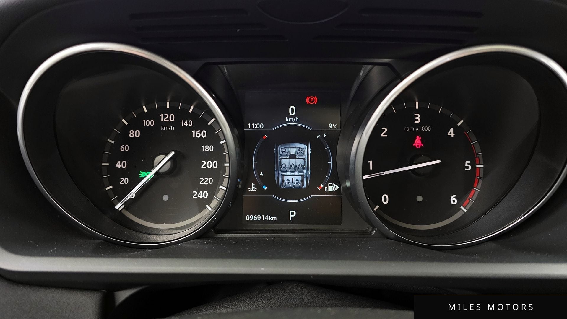 Land Rover Discovery 2017 — миниатюра 8