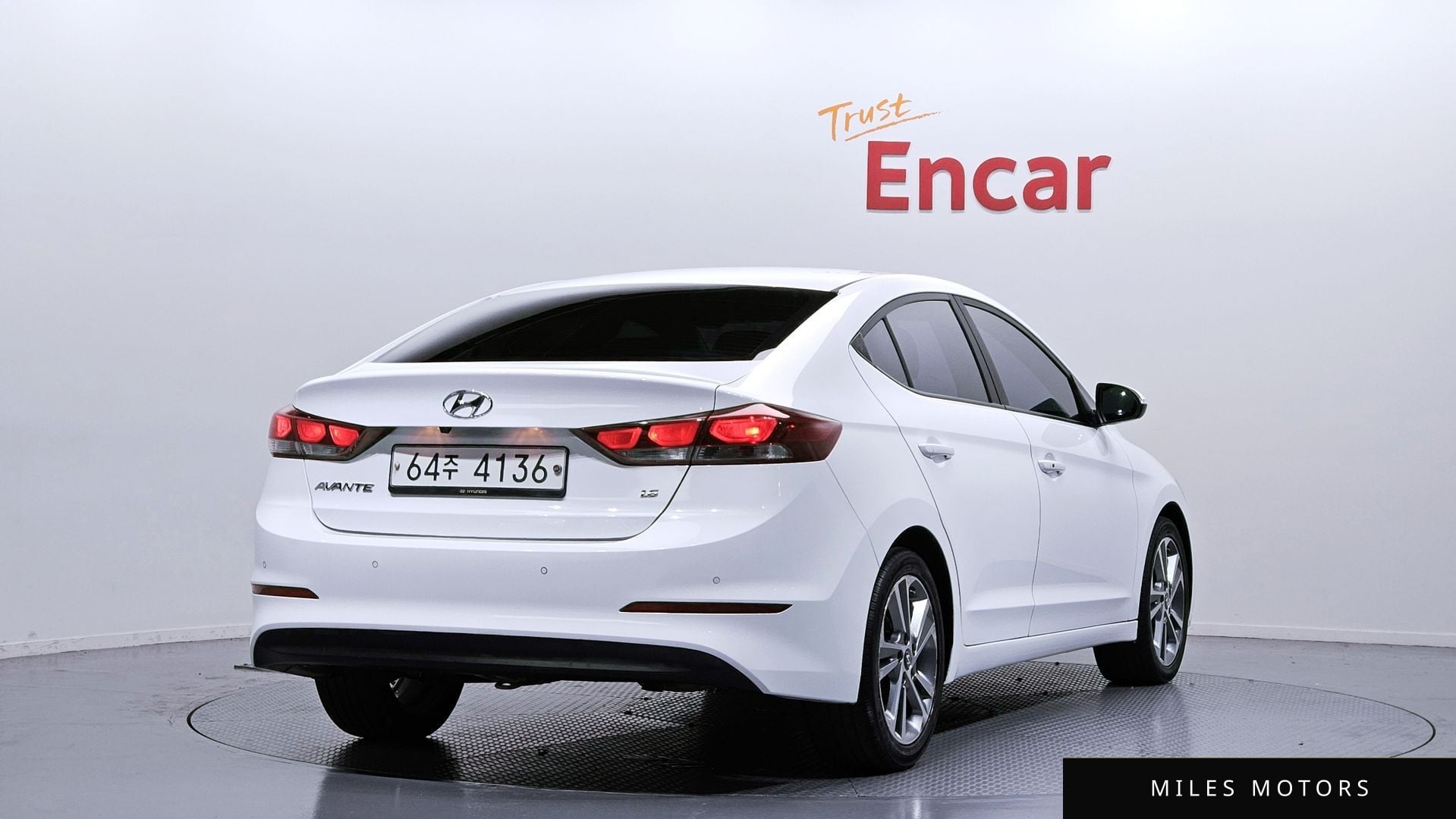 Hyundai AVANTE 2018 — миниатюра 2