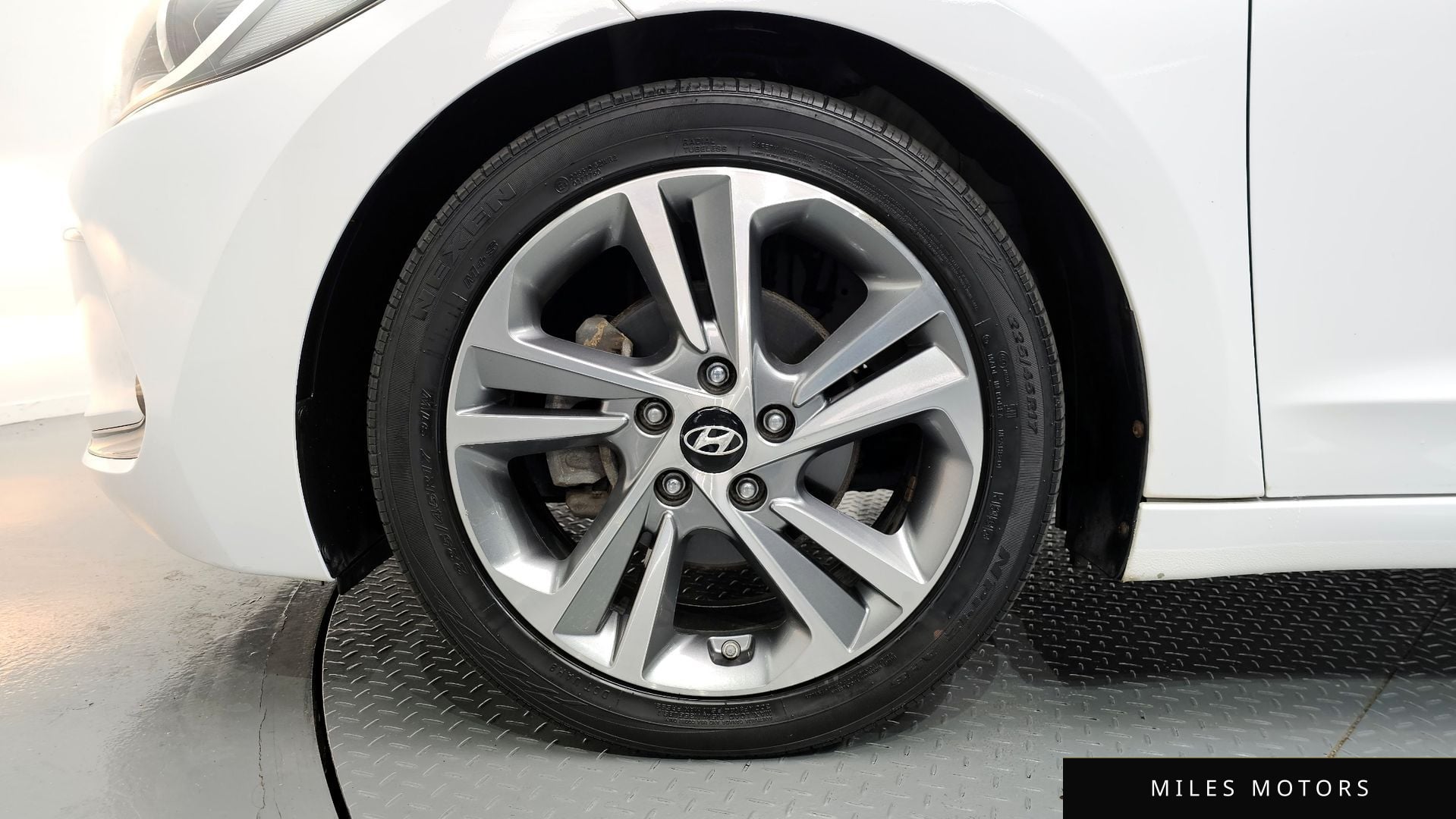 Hyundai AVANTE 2018 — миниатюра 5