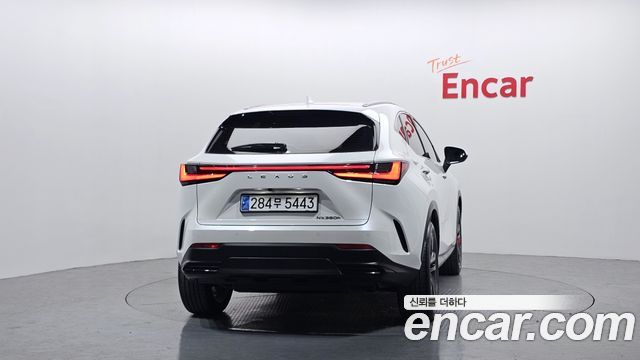 Лексус NX350h 2024 — миниатюра 4