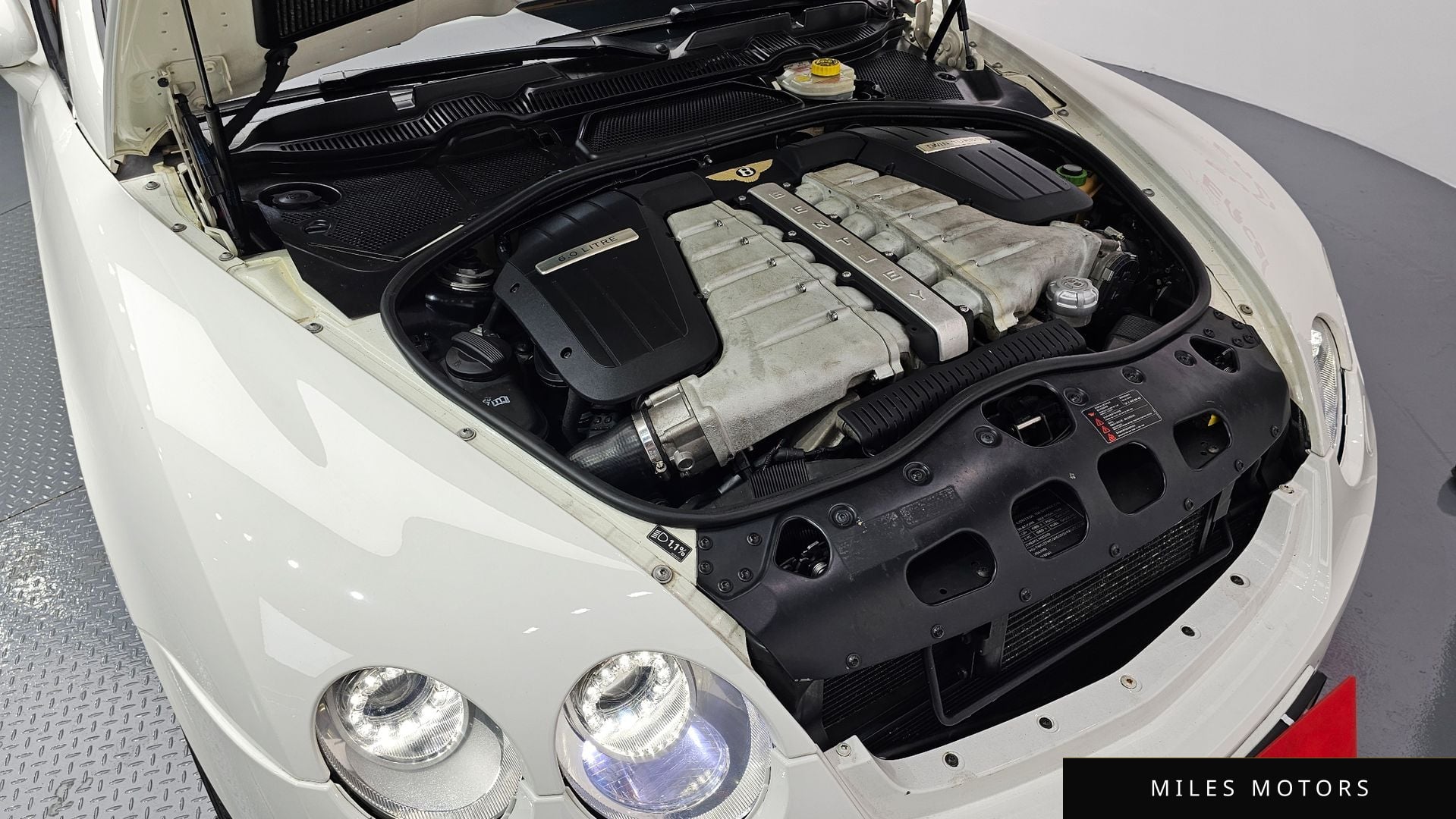 Bentley 컨티넨탈 GT 2008 — миниатюра 6