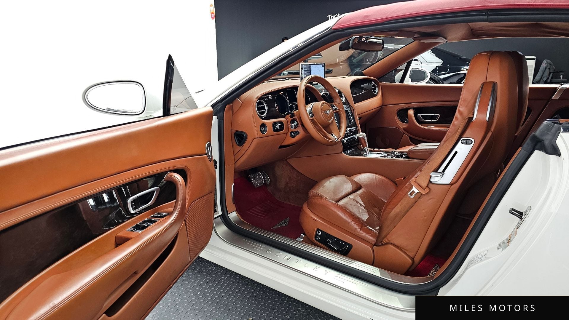 Bentley 컨티넨탈 GT 2008 — миниатюра 11