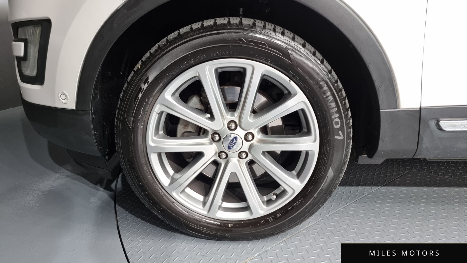 Ford Explorer 2016 — миниатюра 5