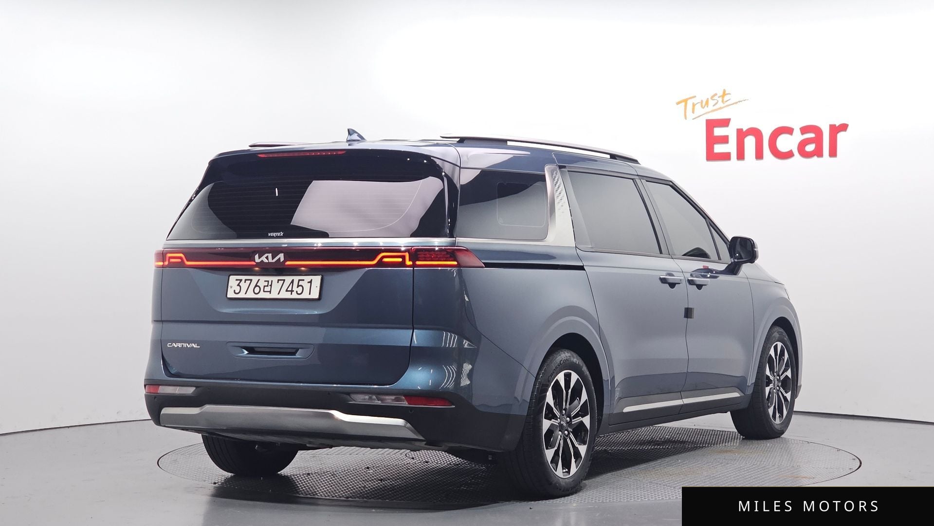 Kia Carnival 2022 — миниатюра 2