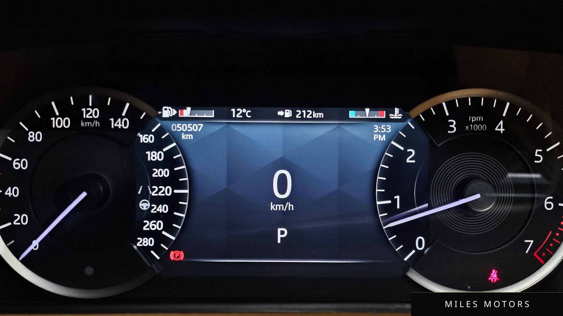 Land Rover Range Rover Velar 2023 — миниатюра 8