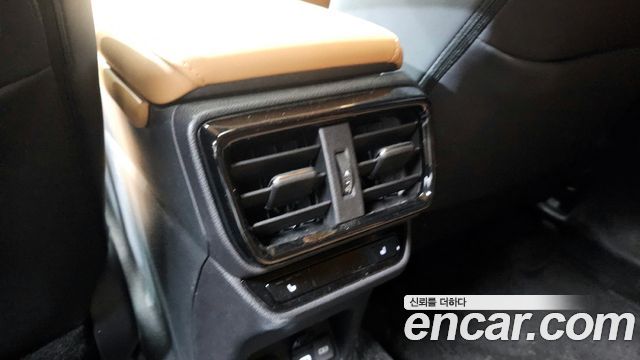 Лексус NX350h 2024 — миниатюра 18