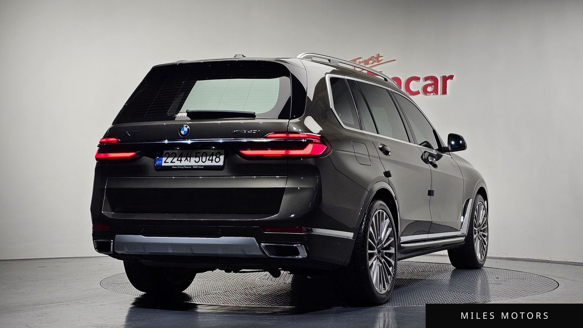 BMW X7 (G07) 2023 — миниатюра 2
