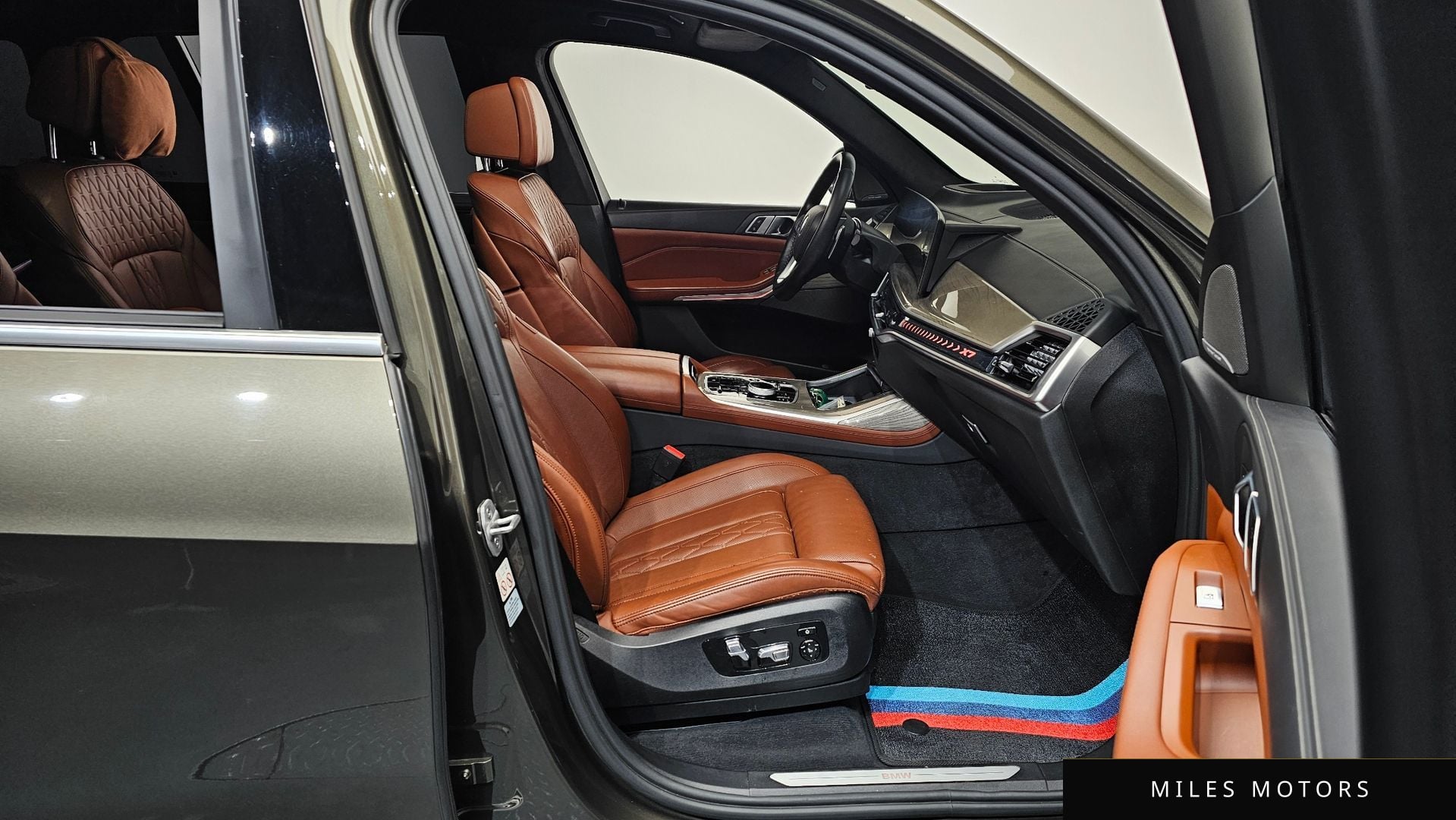 BMW X7 (G07) 2023 — миниатюра 11