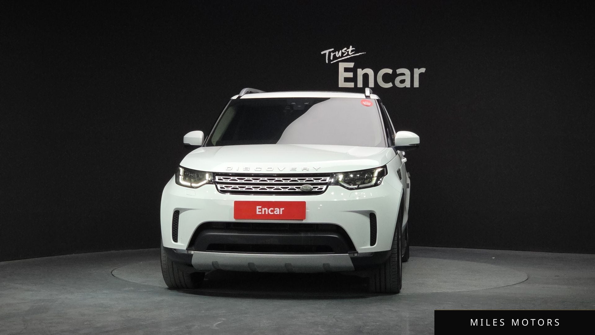 Land Rover Discovery 2017 — миниатюра 3