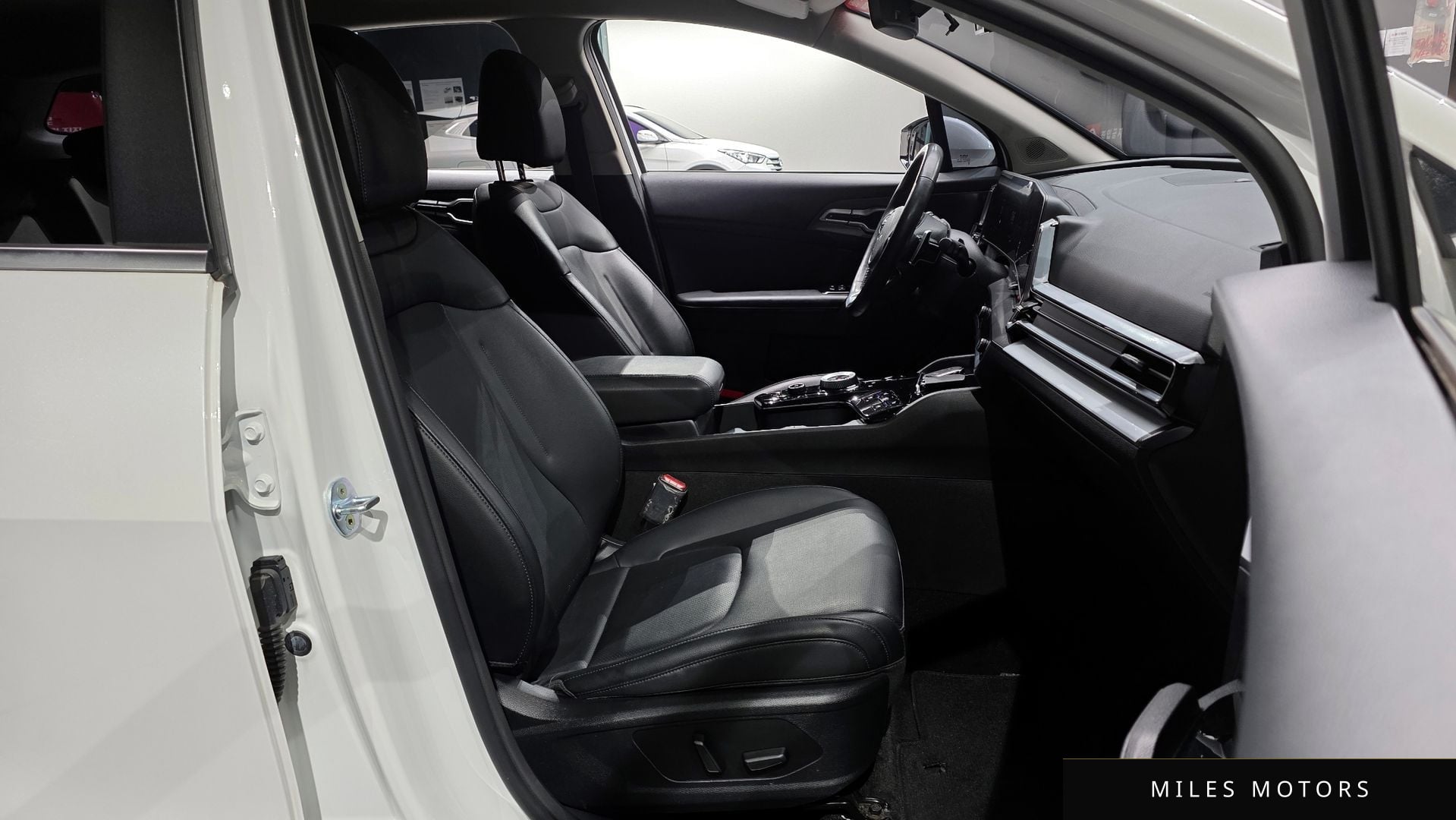 Kia Sportage 2023 — миниатюра 10