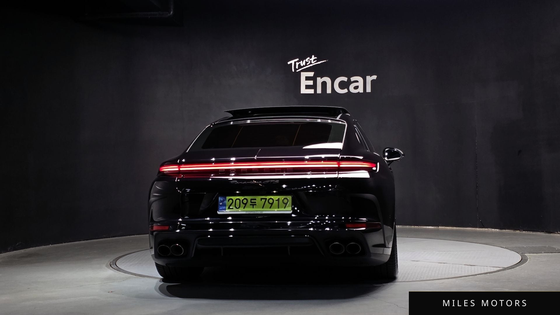 Porsche Panamera 2025 — миниатюра 4