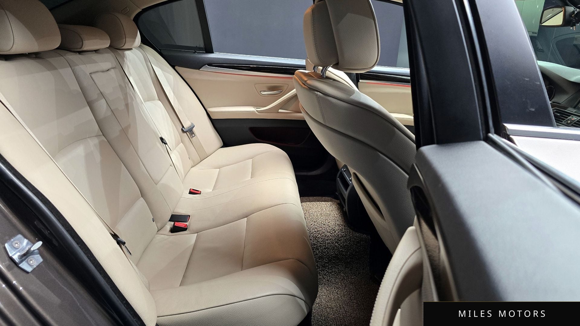 BMW 5 Series (F10) 2013 — миниатюра 12