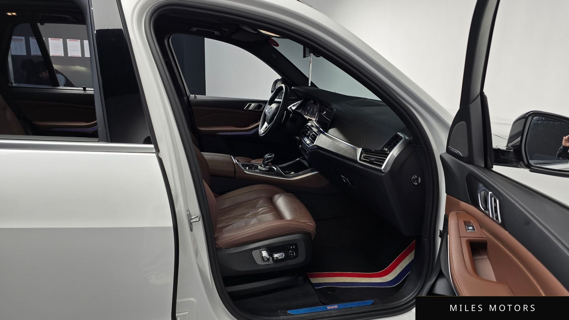 BMW X5 (G05) 2023 — миниатюра 11