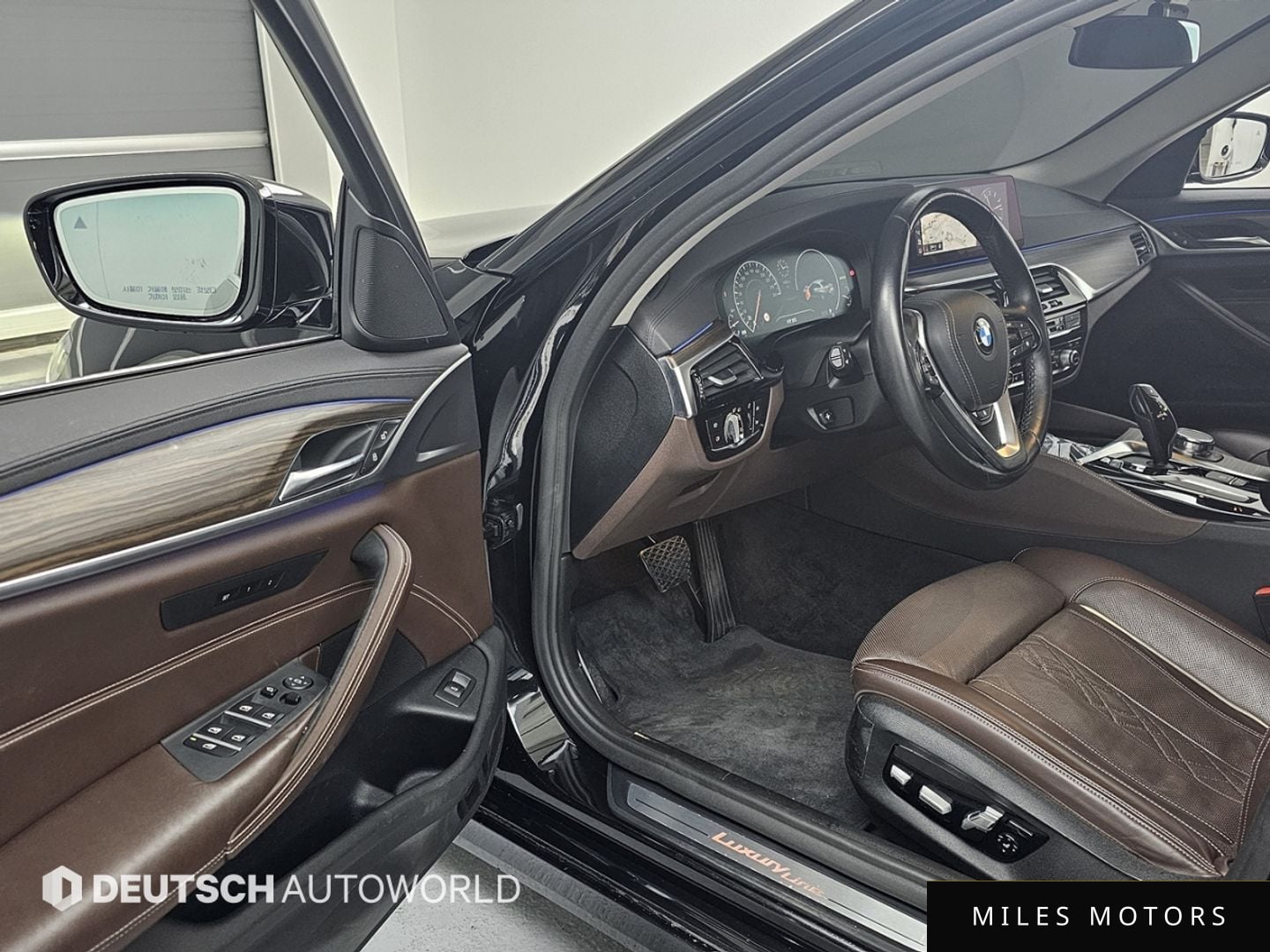 BMW 5 Series (G30) 2019 — миниатюра 11