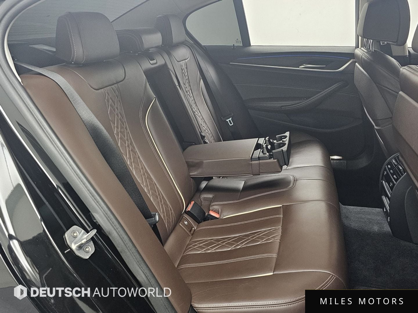 BMW 5 Series (G30) 2019 — миниатюра 12