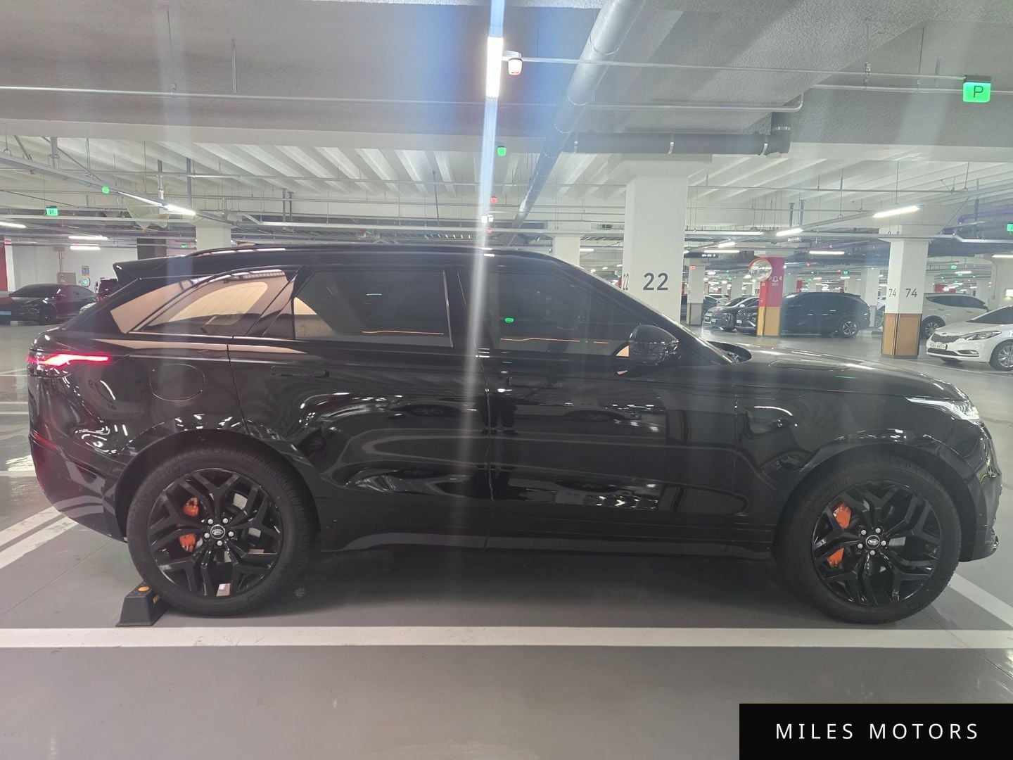 Land Rover Range Rover Velar 2025 — миниатюра 3