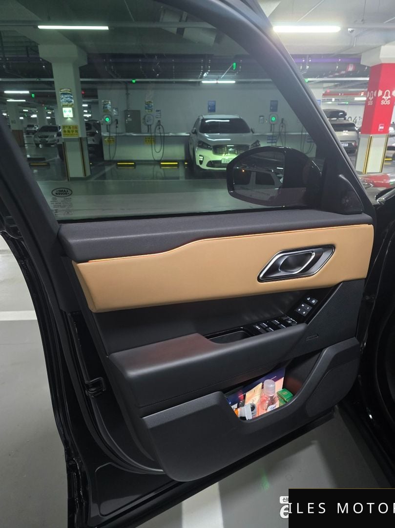 Land Rover Range Rover Velar 2025 — миниатюра 11