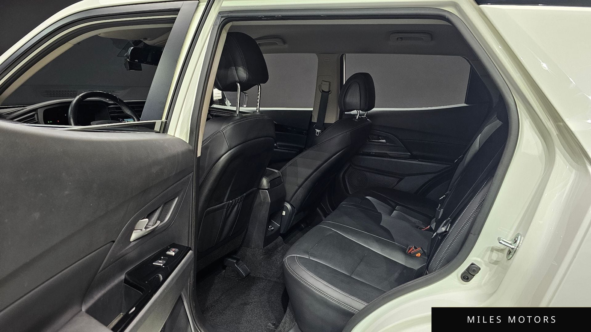 KG Mobility Beautiful Korando 2021 — миниатюра 12