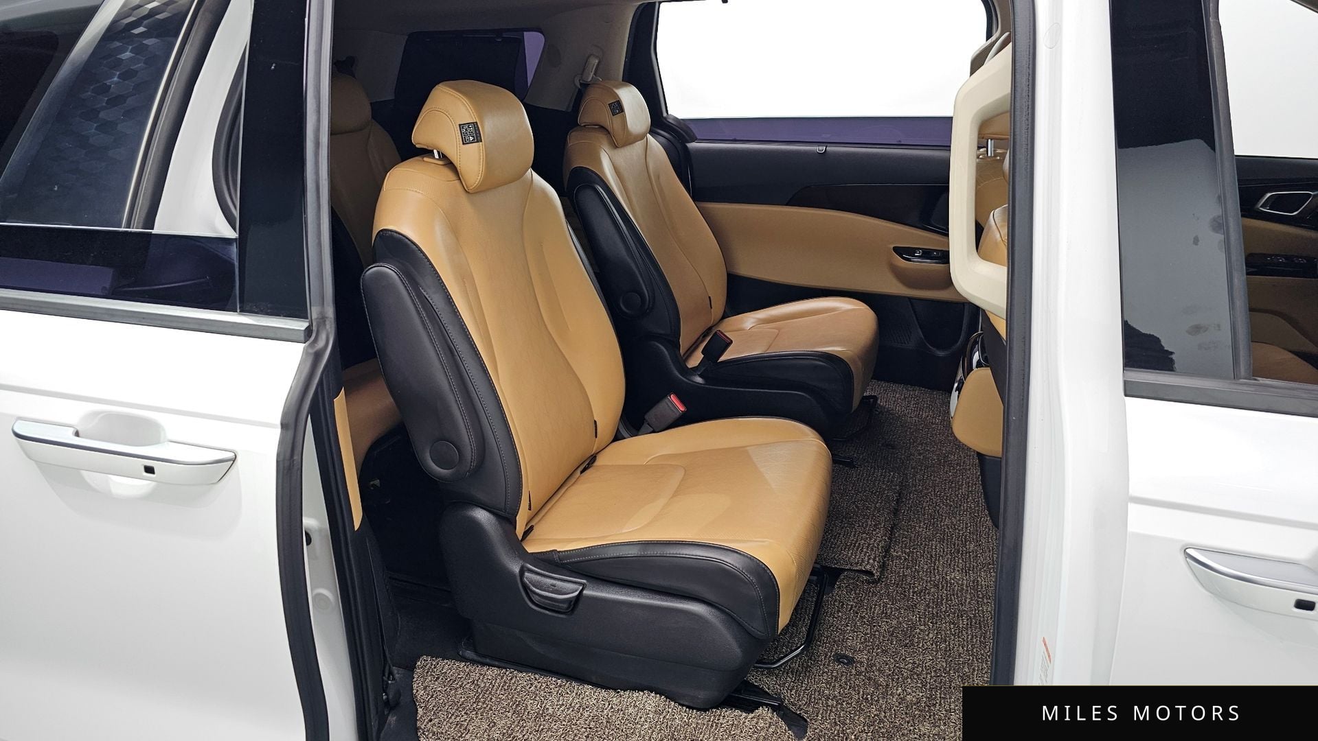 Kia Carnival 2022 — миниатюра 11