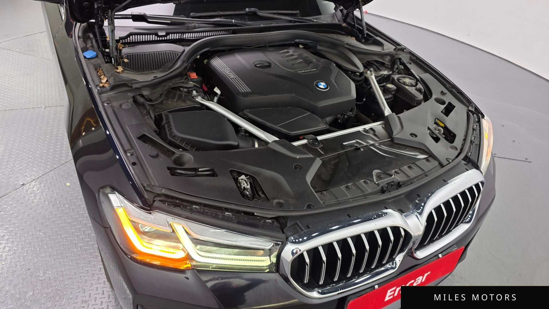 BMW 5 Series (G30) 2021 — миниатюра 6