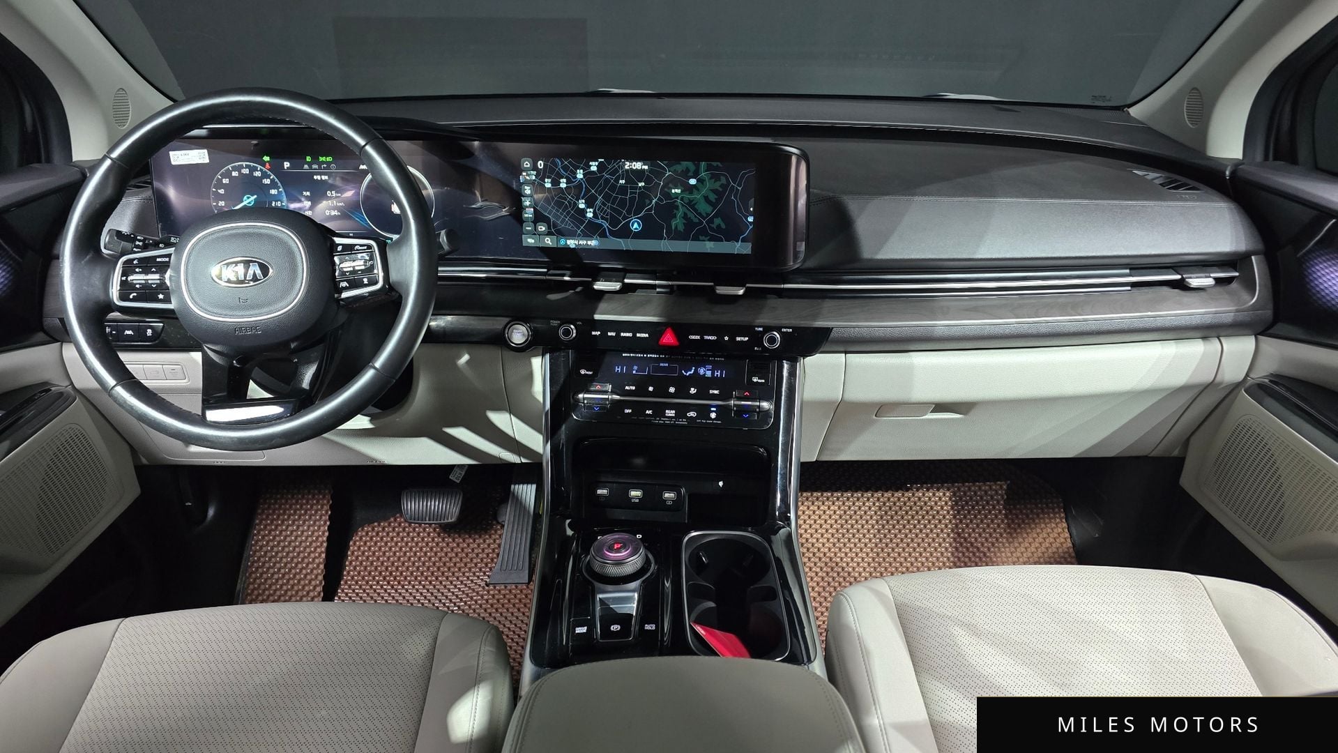 Kia Carnival 2021 — миниатюра 7