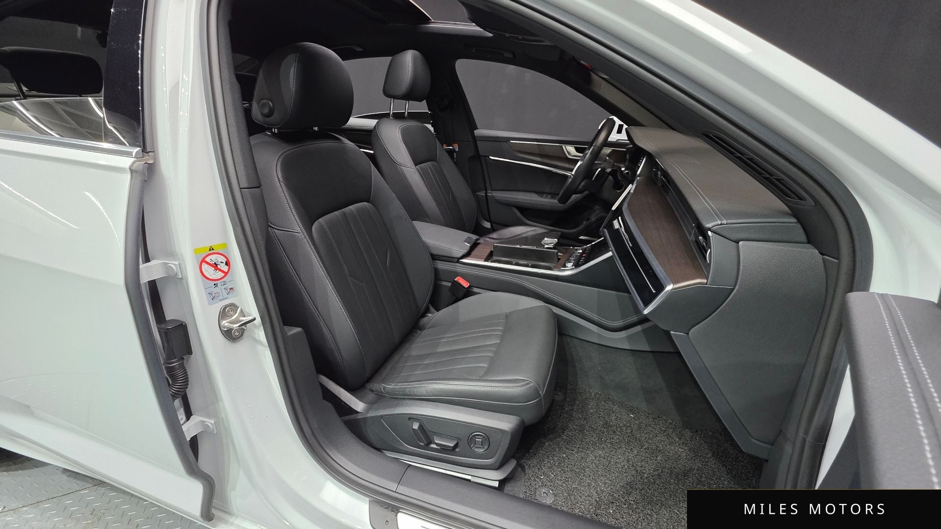 Audi A6 (C8) 2023 — миниатюра 10
