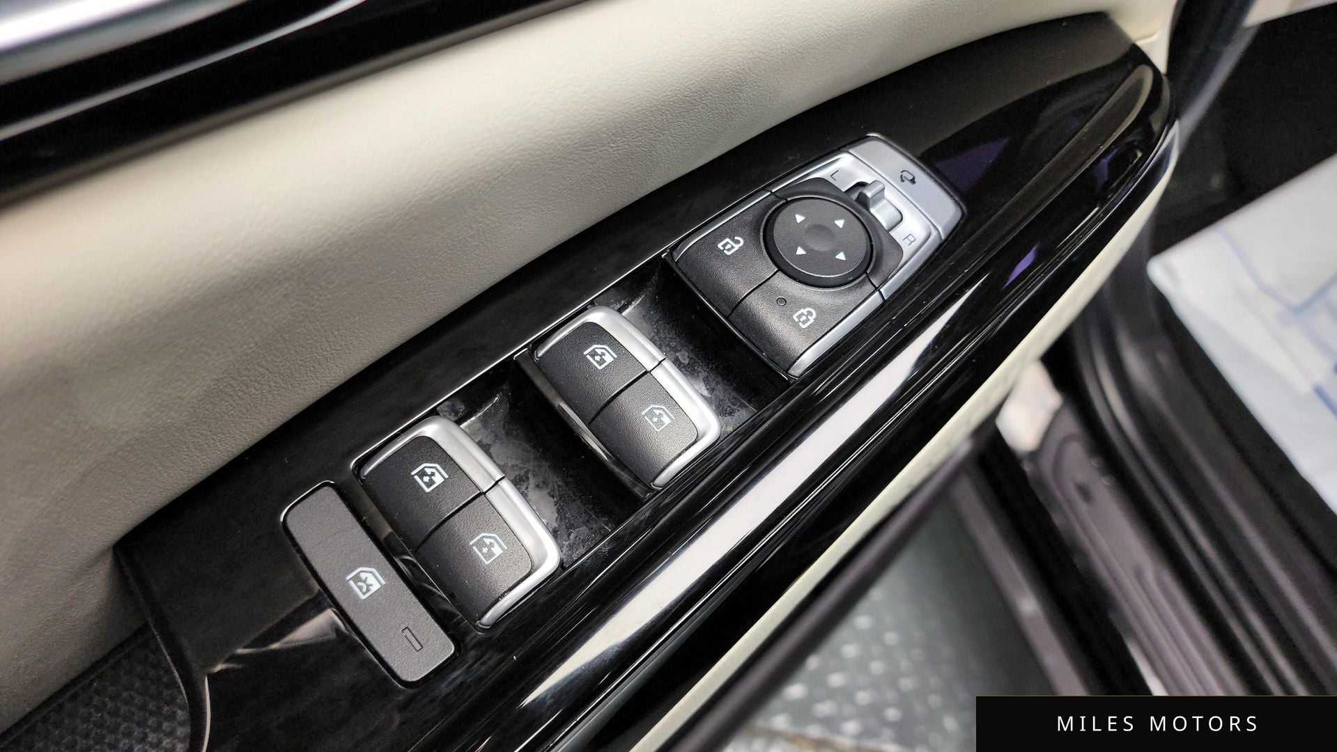 Kia Carnival 2021 — миниатюра 12