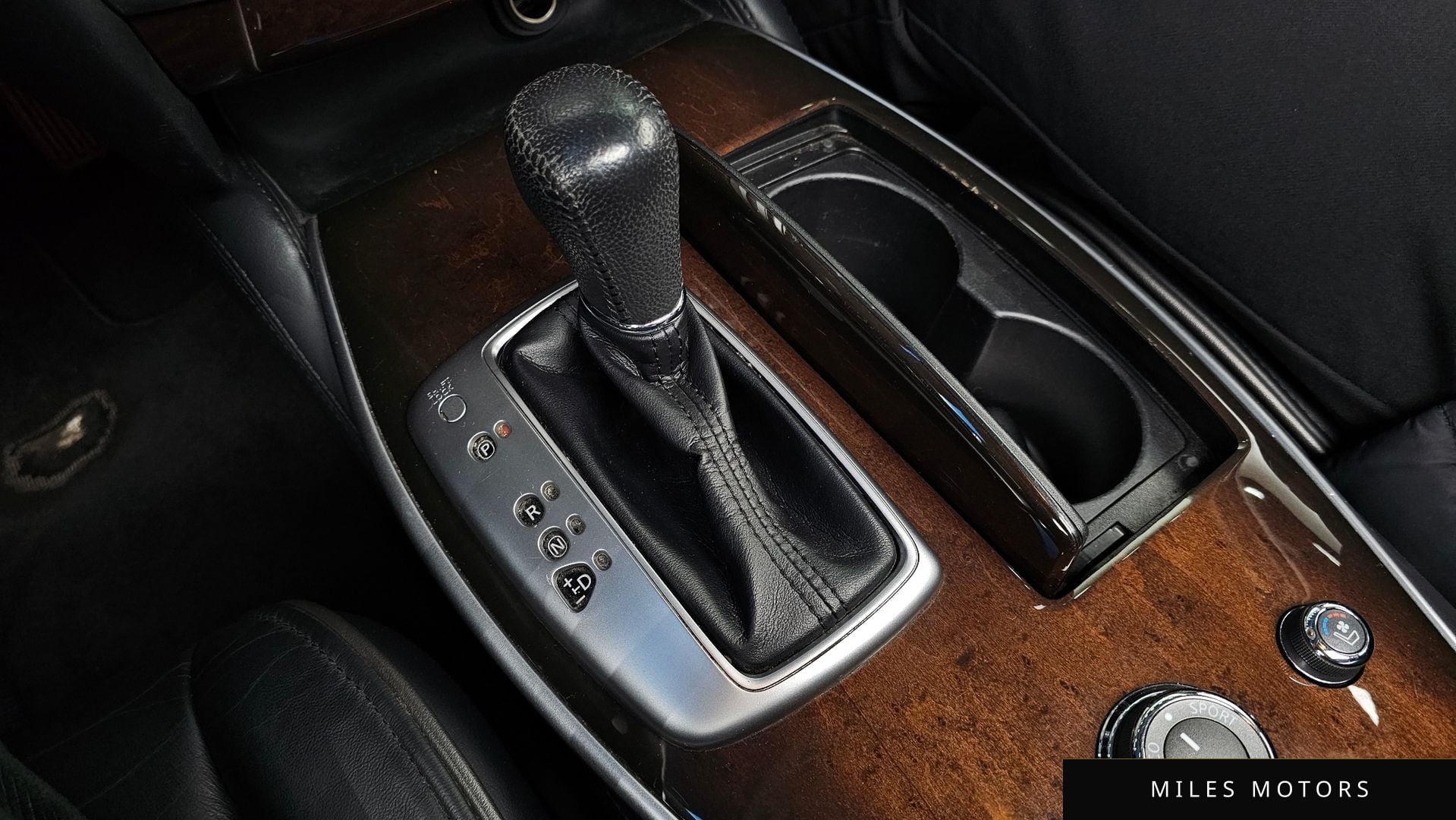 Infiniti JX35 2013 — миниатюра 9