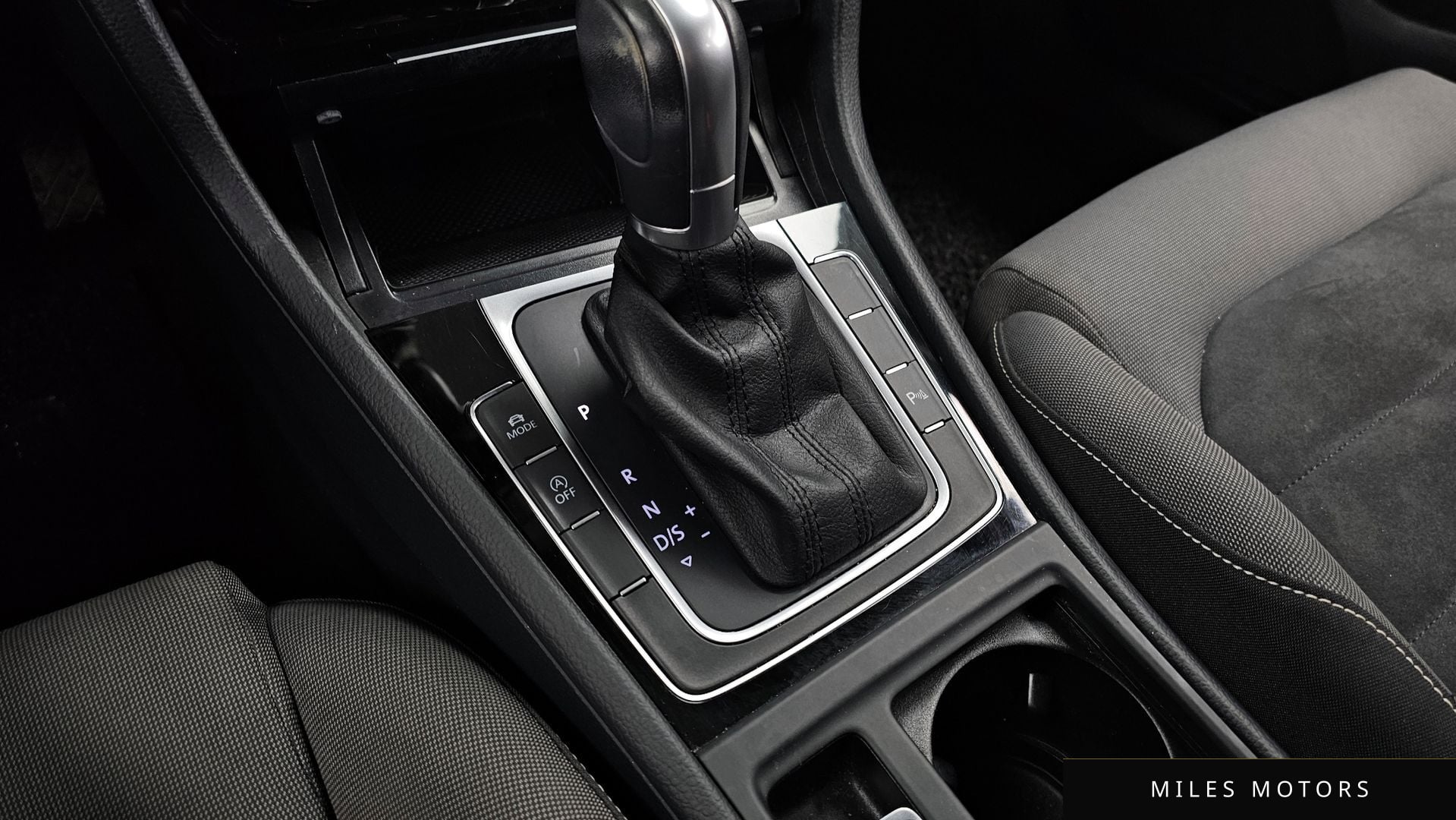 Volkswagen 골프 2015 — миниатюра 9