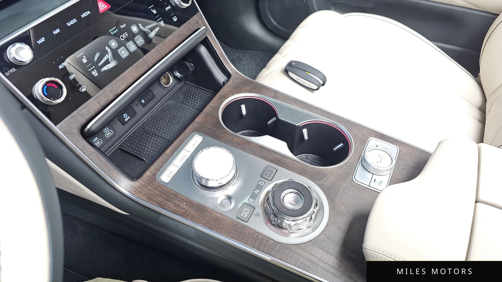 Genesis GV80 2025 — миниатюра 9