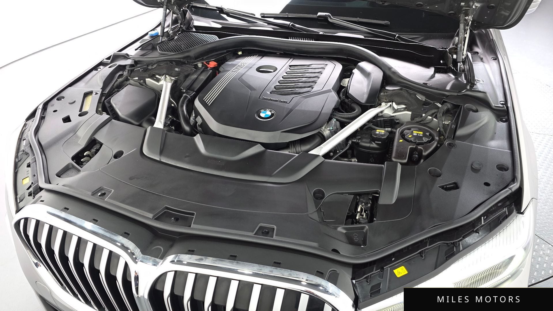 BMW 7 Series (G11) 2021 — миниатюра 6