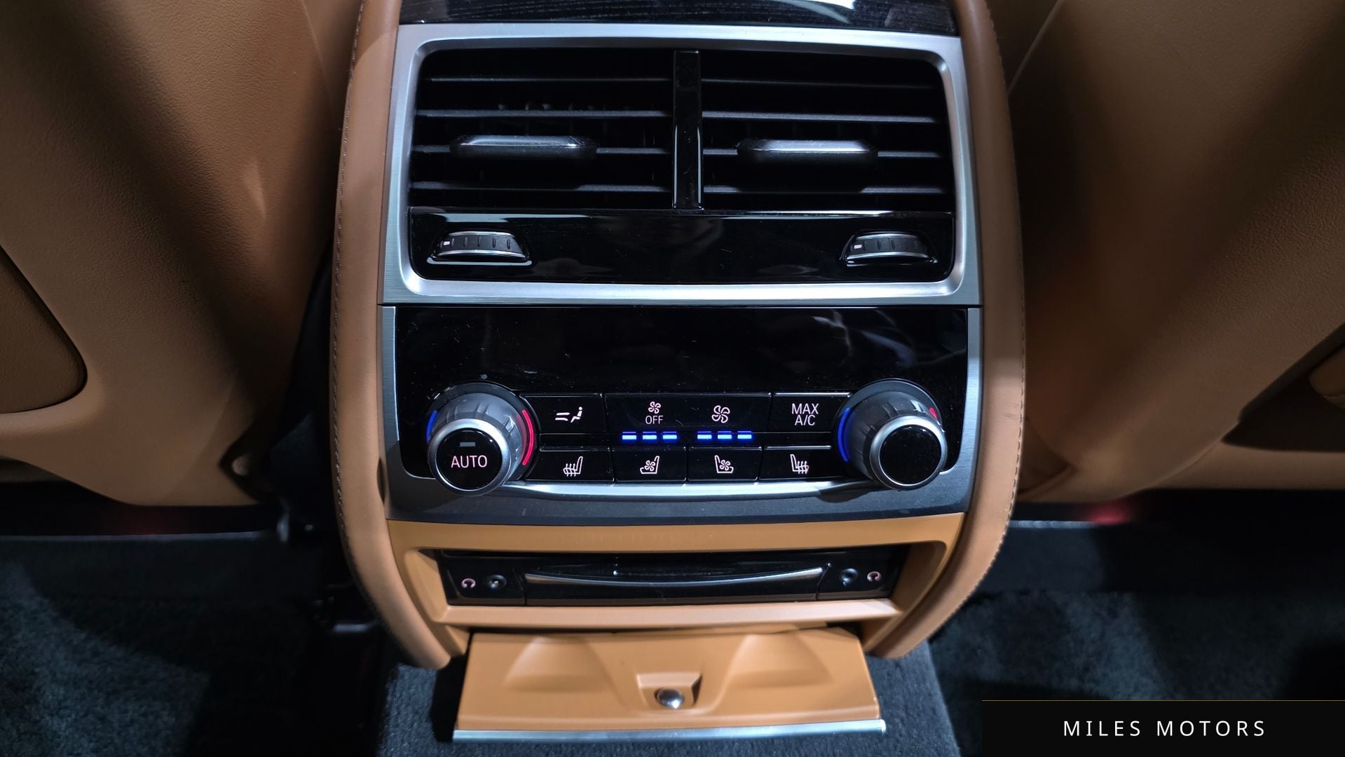 BMW 7 Series (G11) 2021 — миниатюра 19