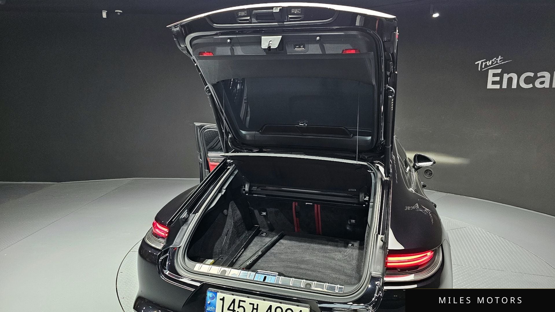 Porsche Panamera 2021 — миниатюра 11