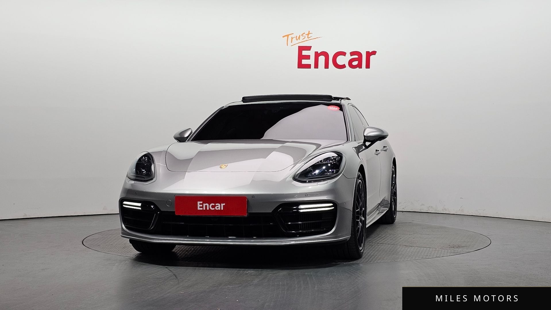 Porsche Panamera 2020 — миниатюра 3