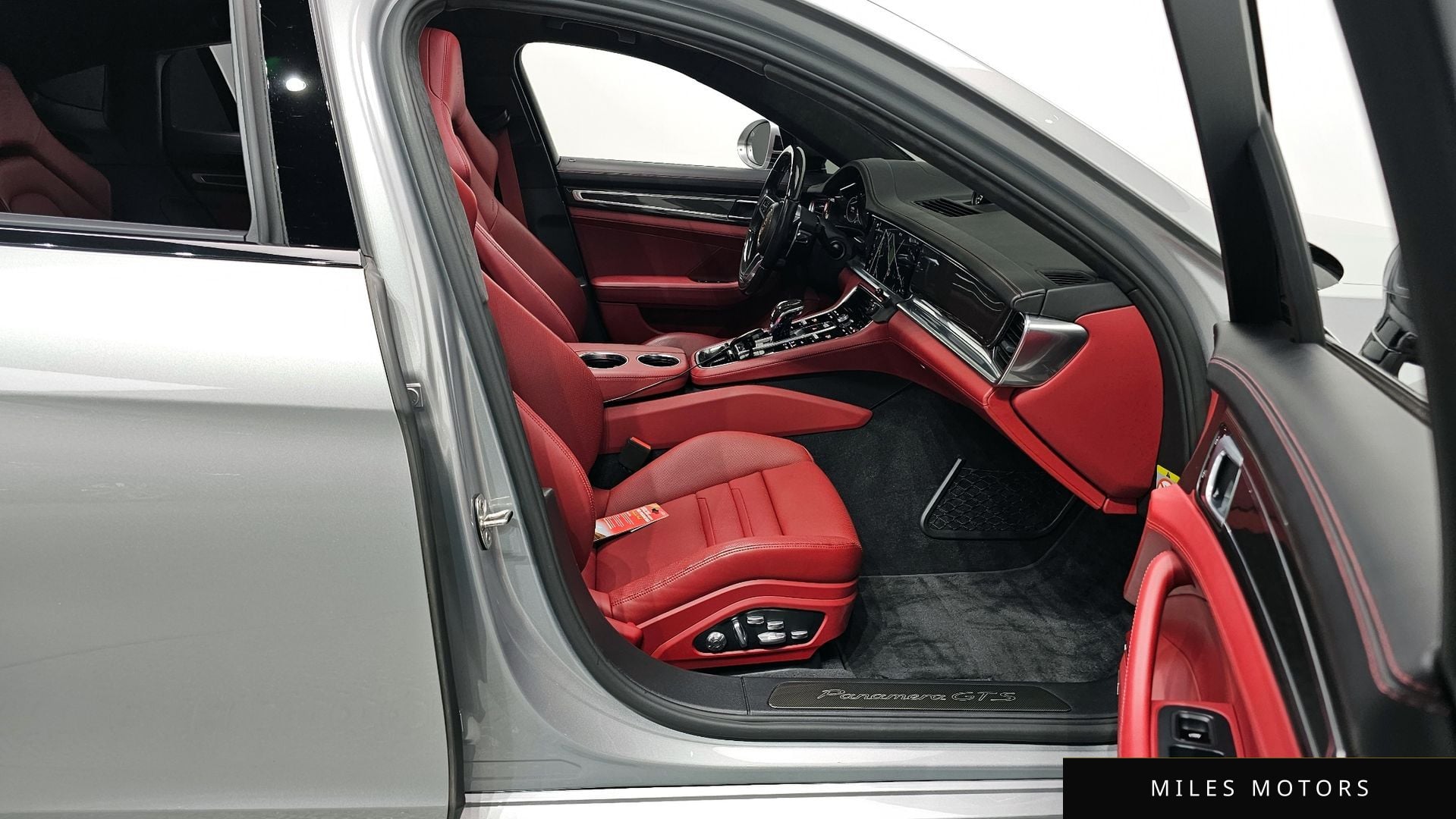 Porsche Panamera 2020 — миниатюра 11
