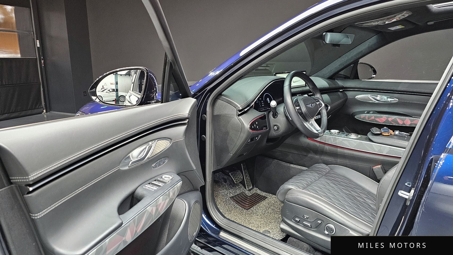 Genesis GV70 2024 — миниатюра 11