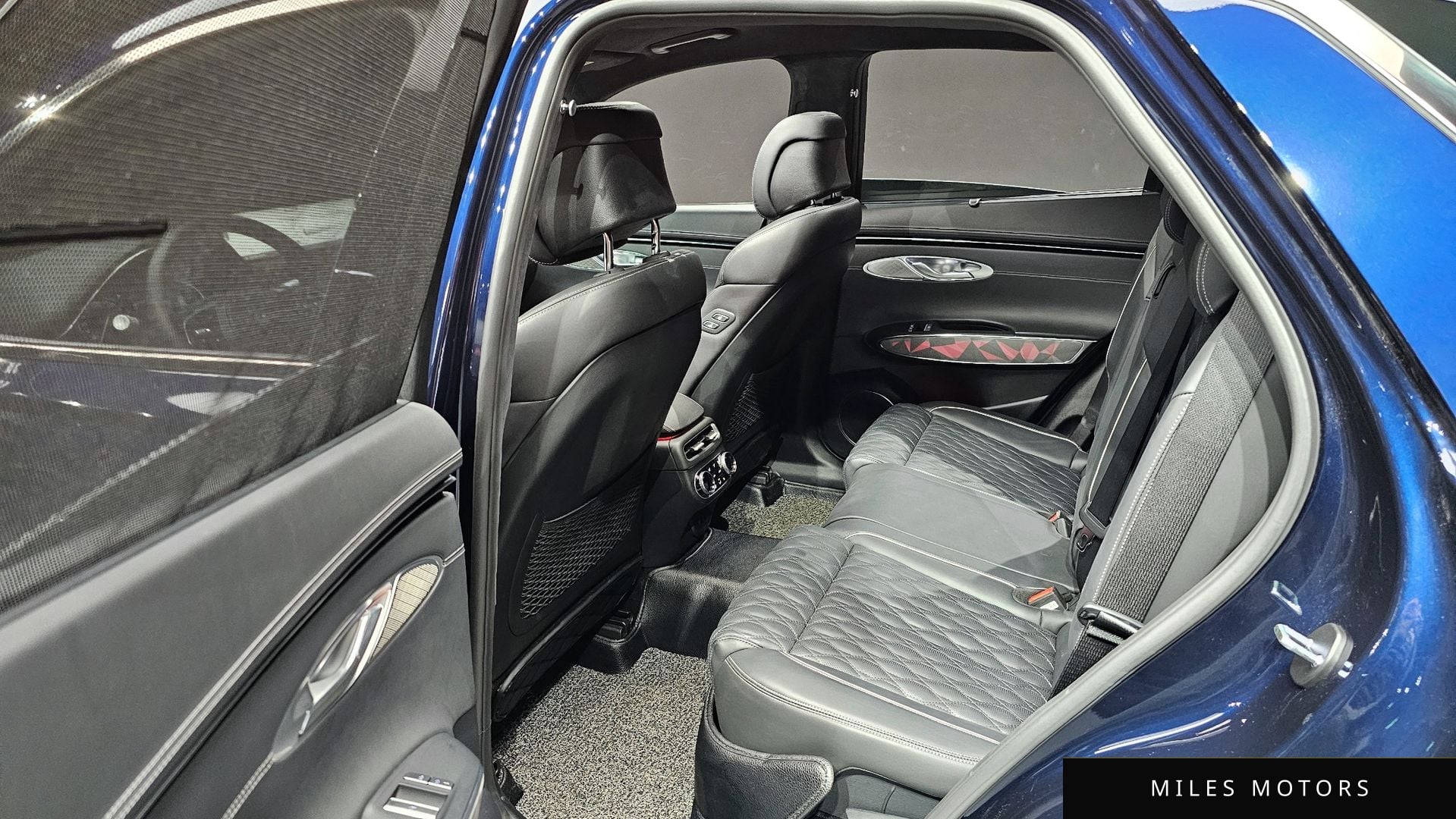Genesis GV70 2024 — миниатюра 12